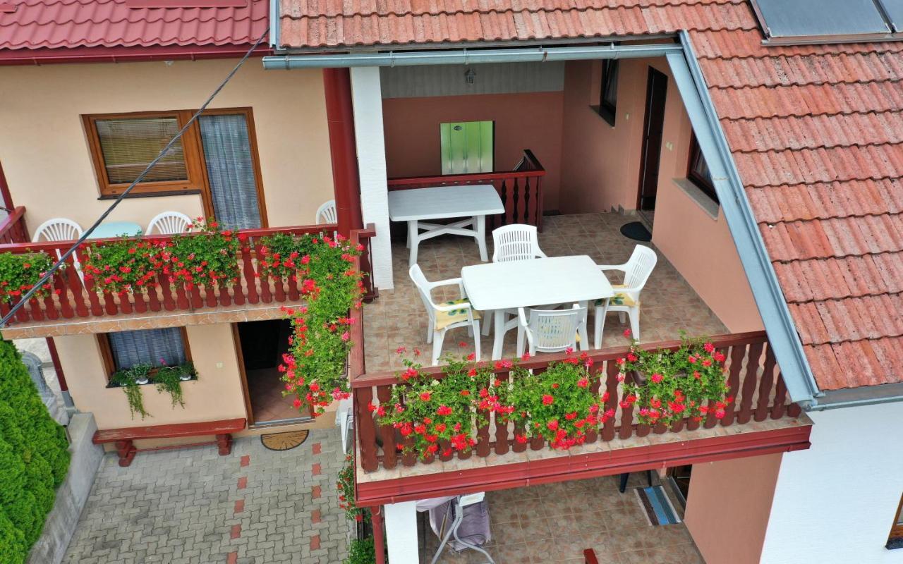 Guesthouse Ante Hodak Селиште-Дрежничко Экстерьер фото